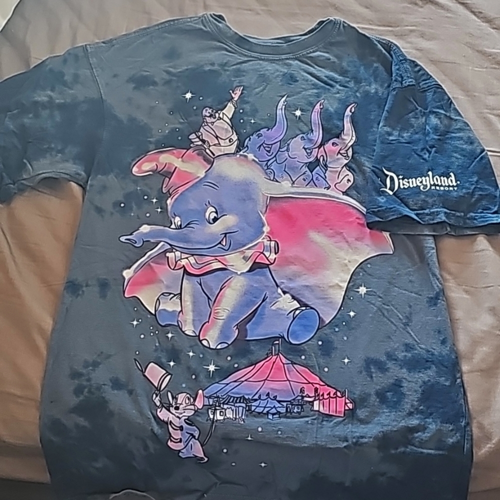 Disneyland dumbo T-shirt